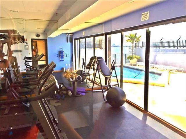 BAYVIEW TOWER CONDO - Residential Lease
