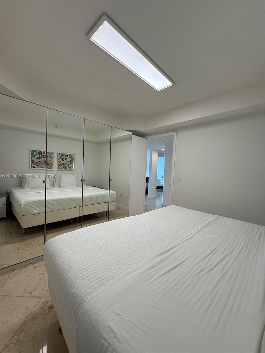 OCEANIA IV CONDO - Residential Lease