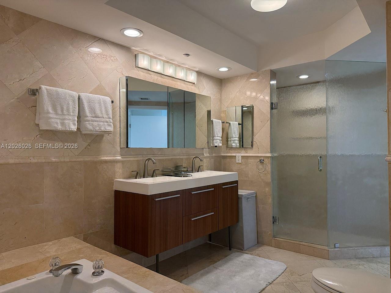 OCEANIA IV CONDO - Residential Lease