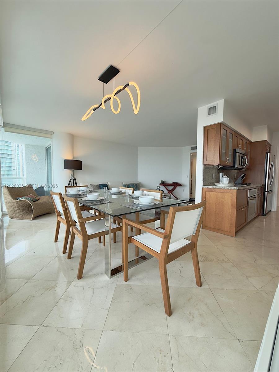 OCEANIA IV CONDO - Residential Lease