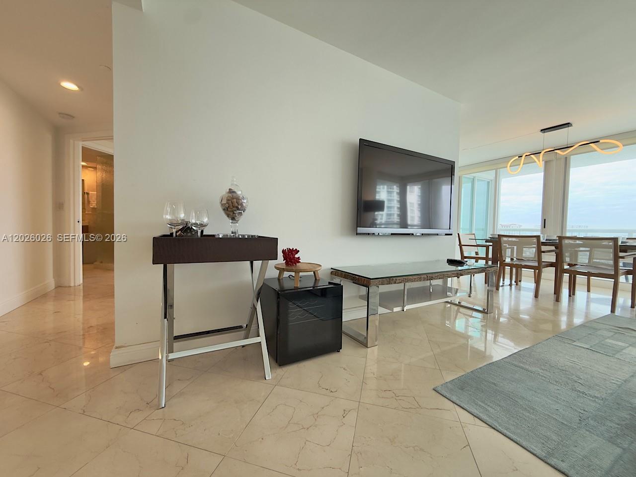 OCEANIA IV CONDO - Residential Lease