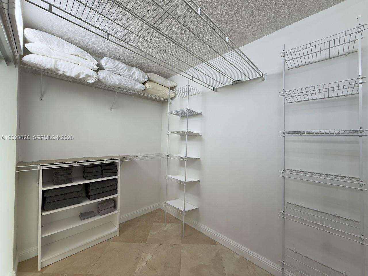 OCEANIA IV CONDO - Residential Lease