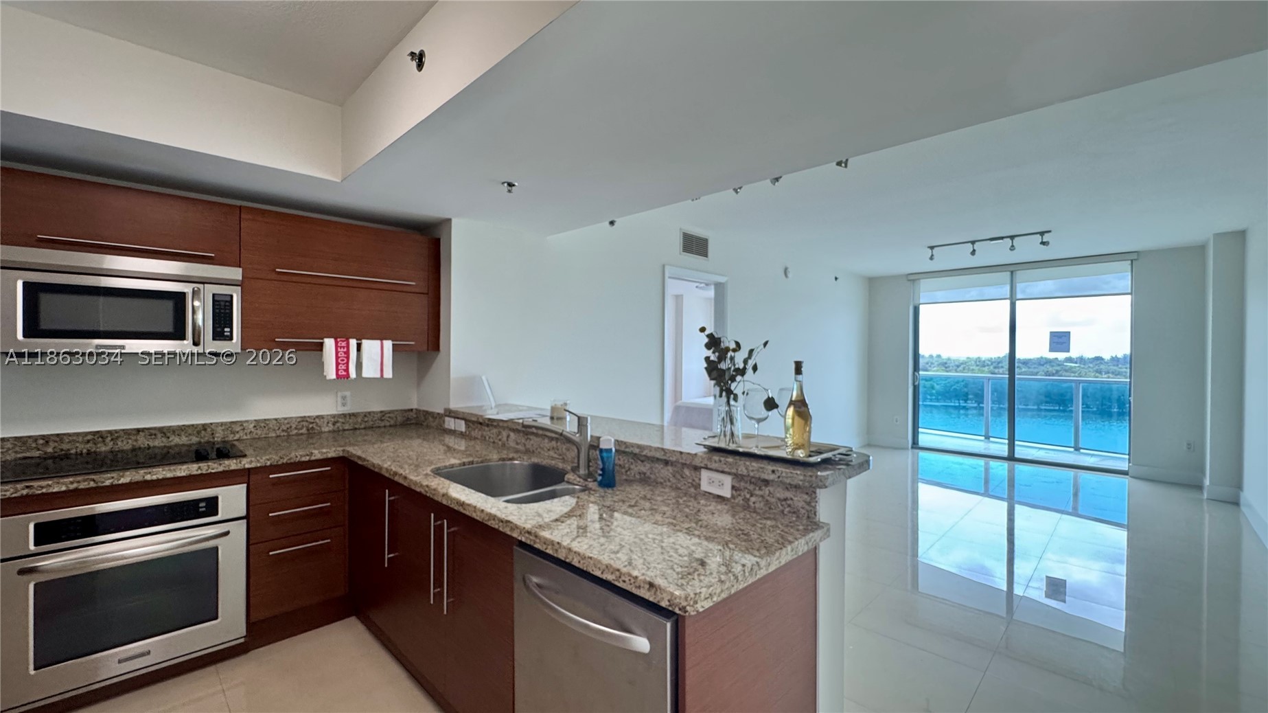 TAO SAWGRASS CONDOMINIUM - Residential
