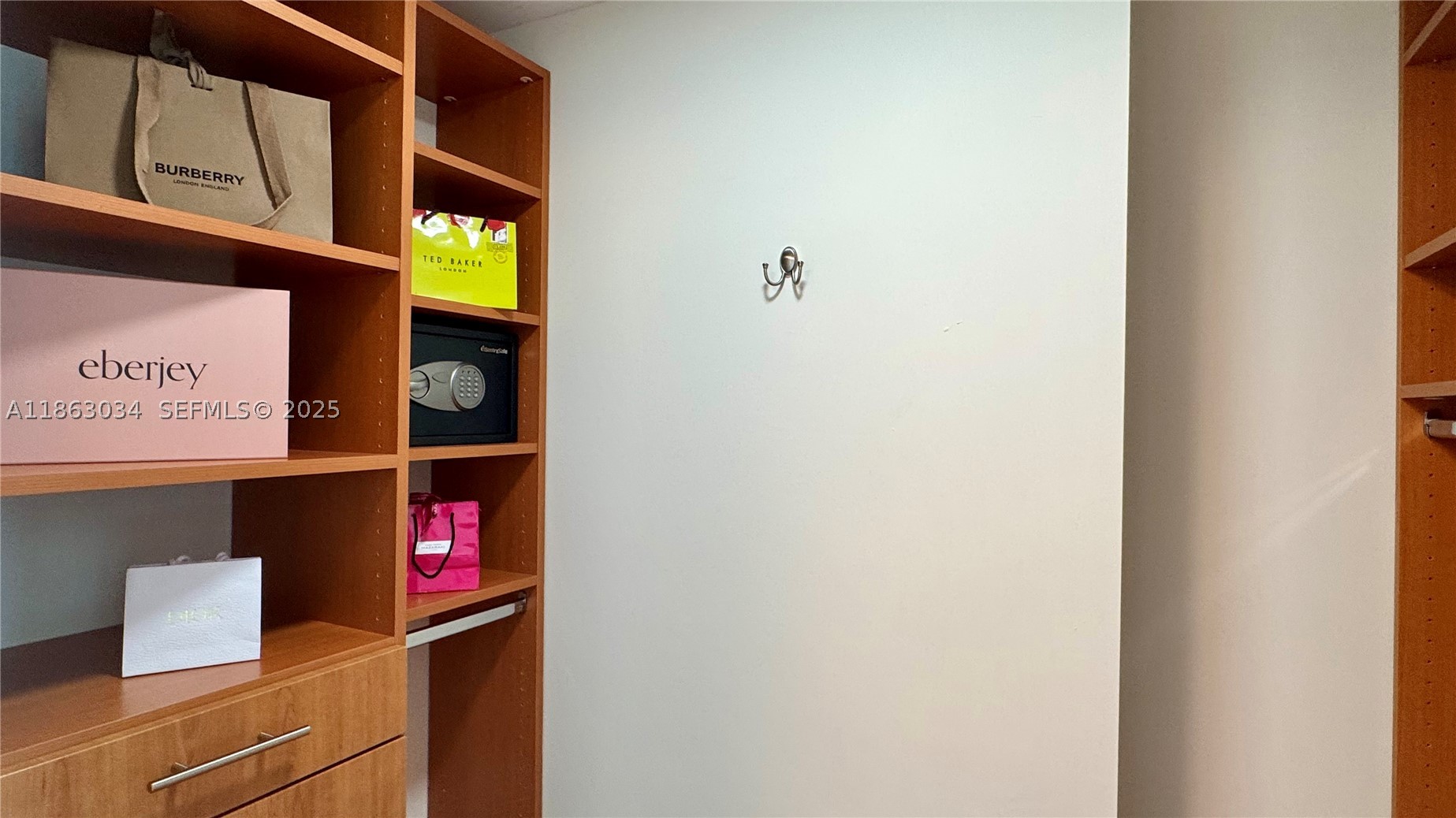 TAO SAWGRASS CONDOMINIUM - Residential