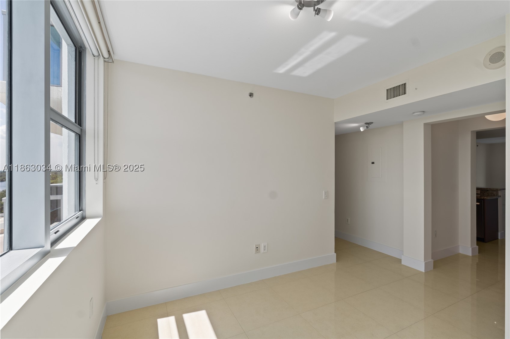 TAO SAWGRASS CONDOMINIUM - Residential