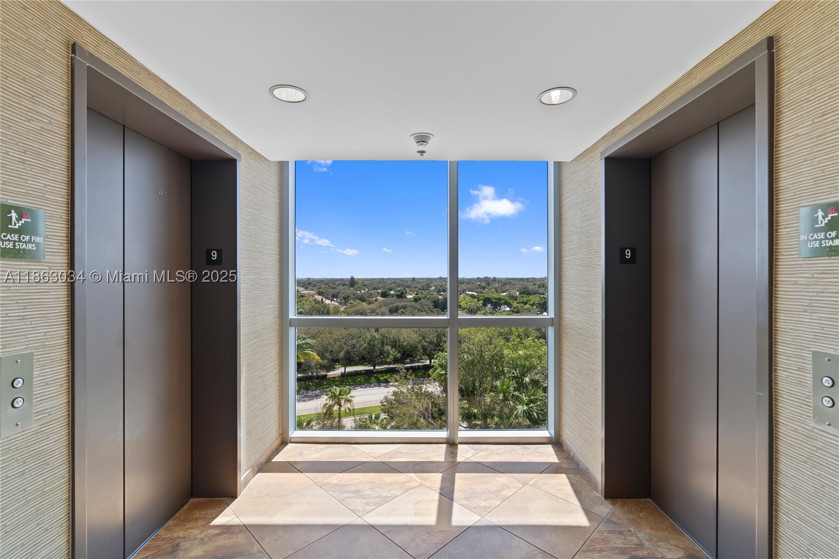 TAO SAWGRASS CONDOMINIUM - Residential