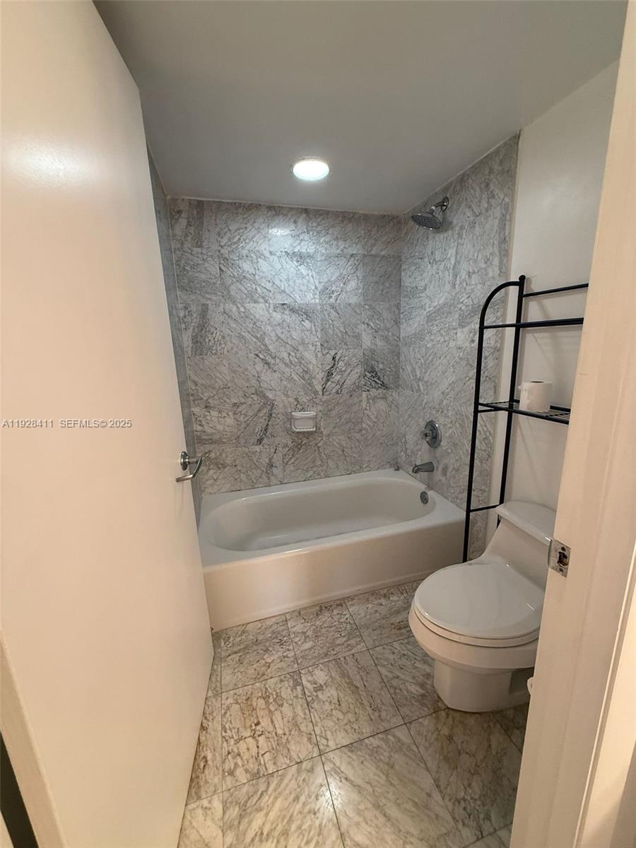 RIMINI BEACH CONDO - Residential