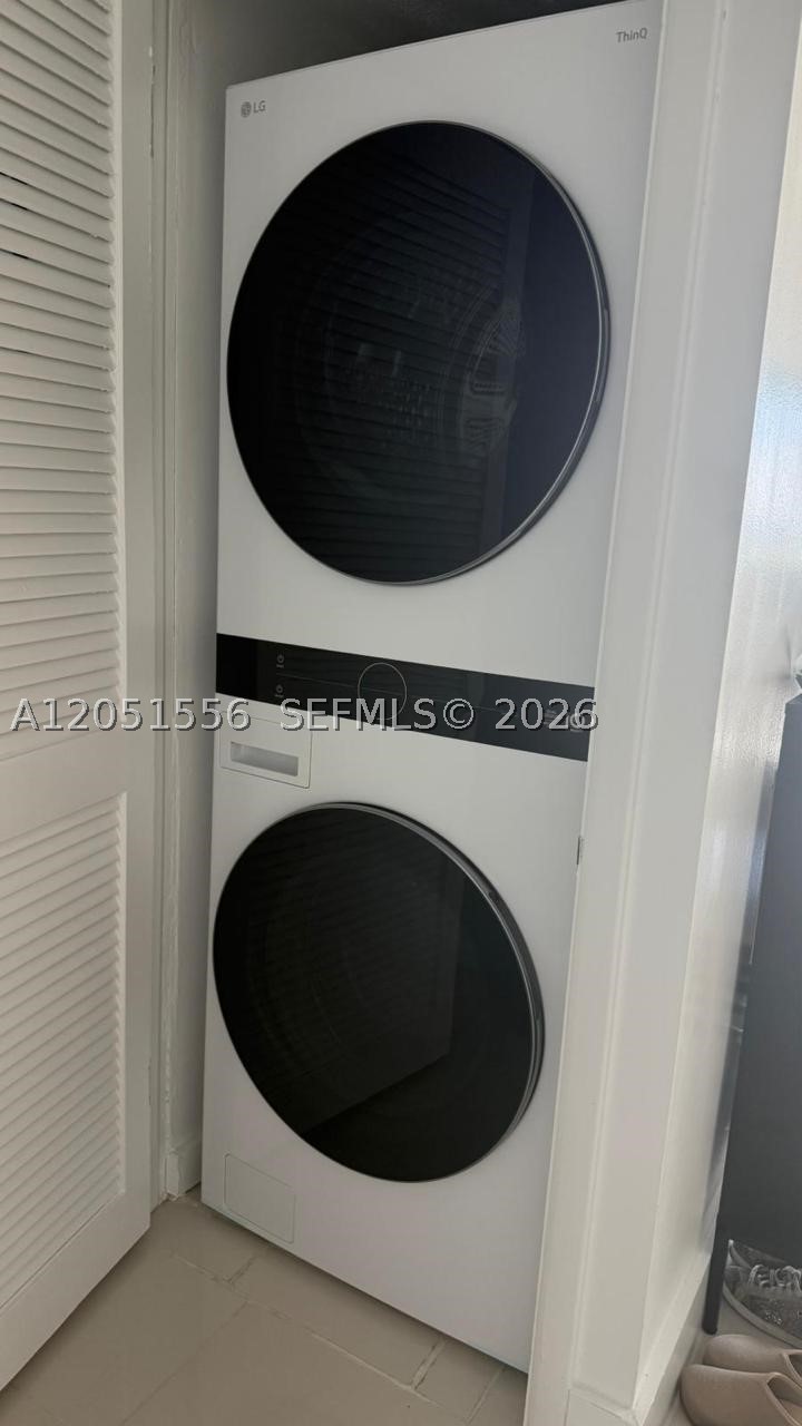 10000 PLAZA CONDO-NORTH T - Residential Lease