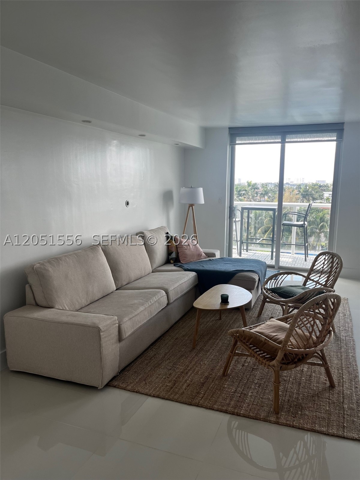 10000 PLAZA CONDO-NORTH T - Residential Lease