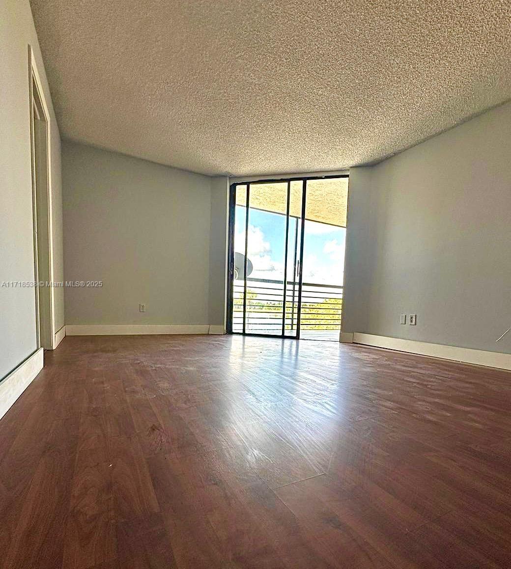 LAKE VIEW OF CALIF CLUB C - Residential