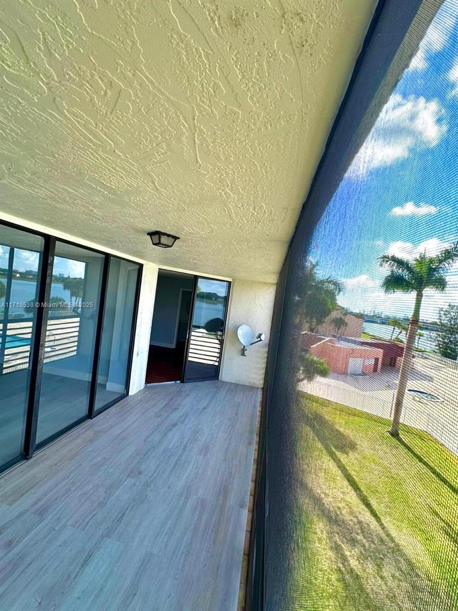 LAKE VIEW OF CALIF CLUB C - Residential