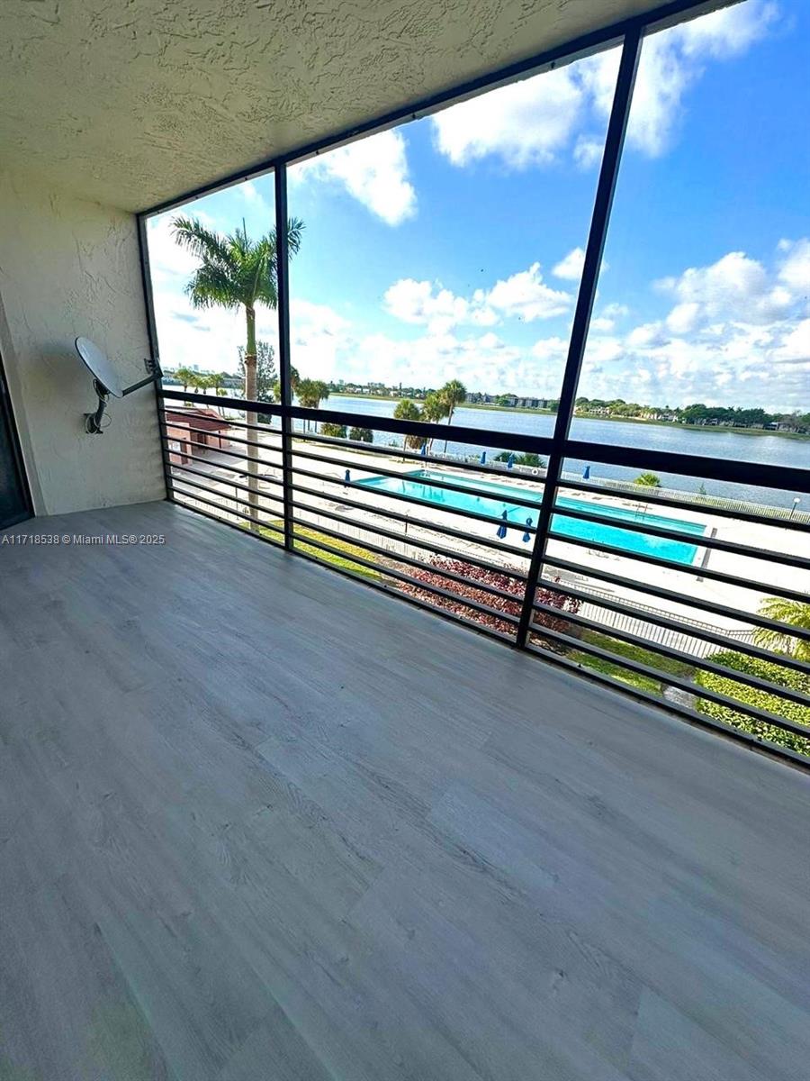 LAKE VIEW OF CALIF CLUB C - Residential