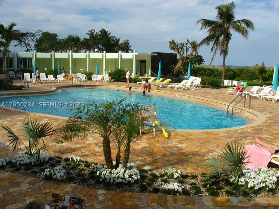 CRYSTAL HOUSE CONDO - Residential Lease
