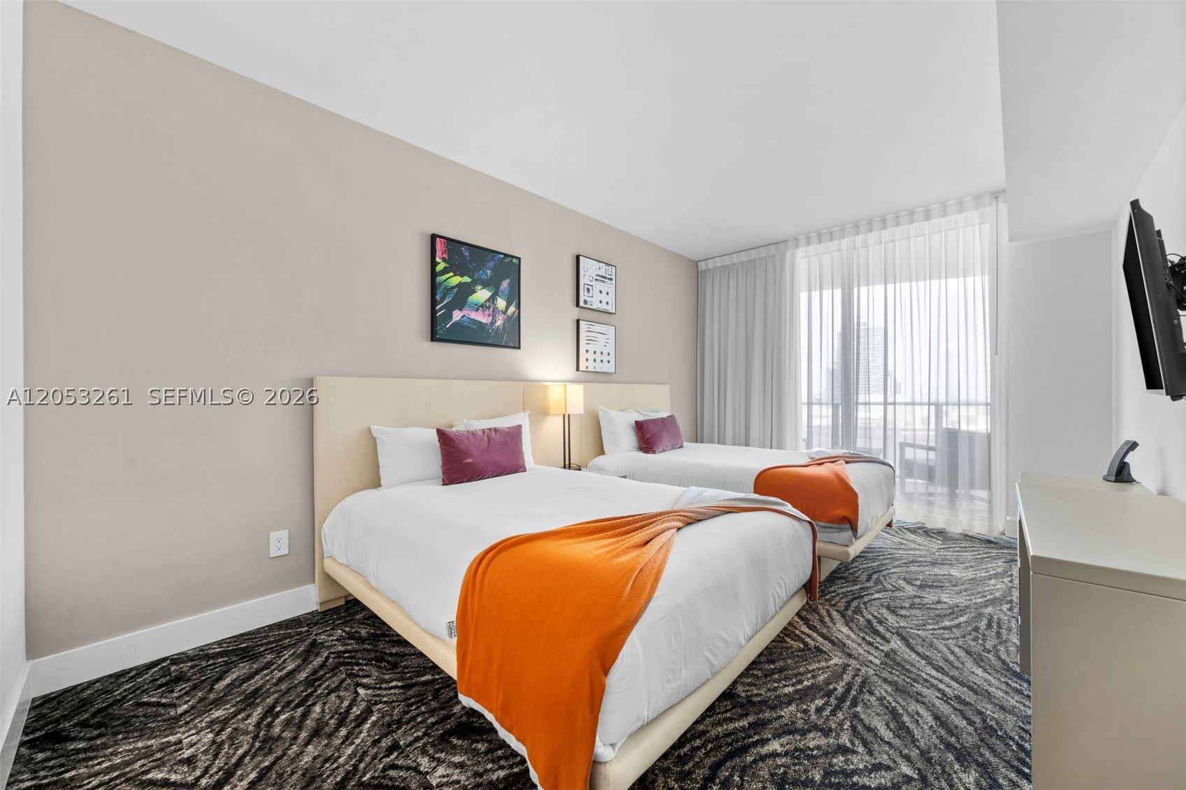 Please send all offers to listing agent.

Unit is also for rent.
