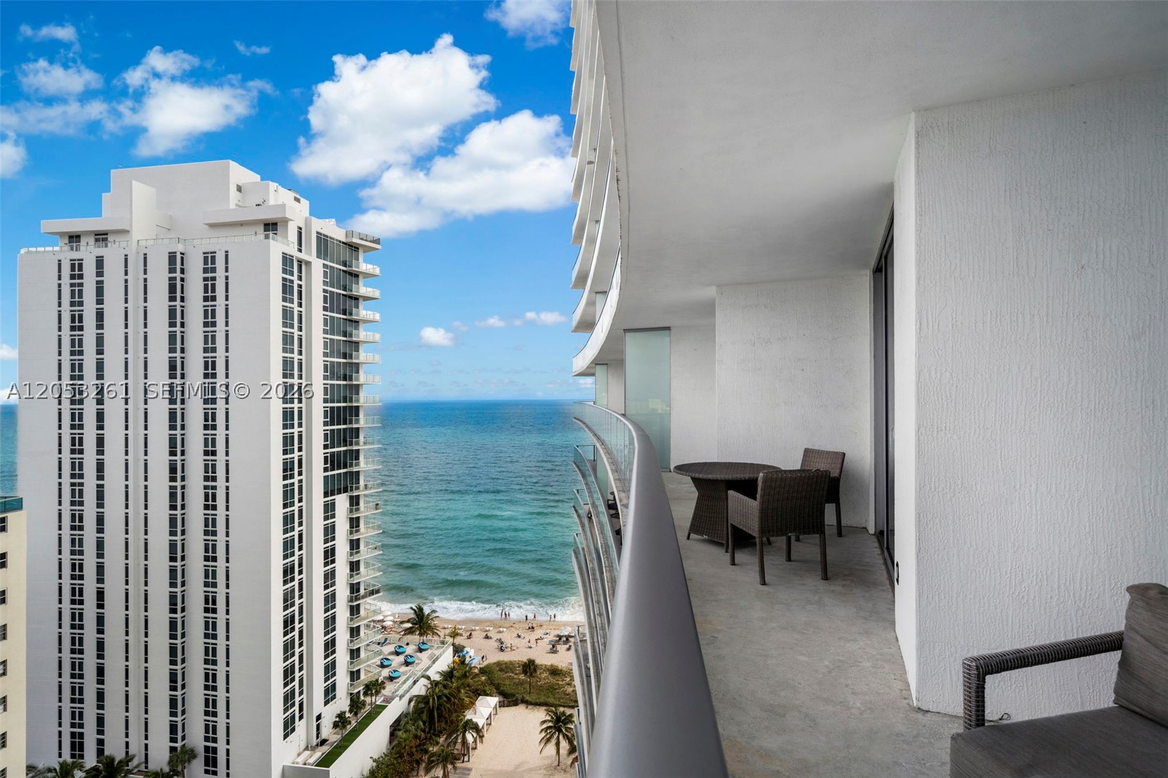 LYFE BEACH RESORT - Residential