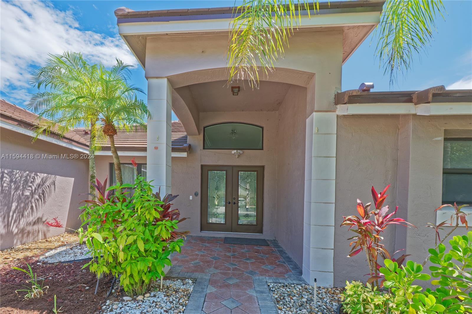 SECTOR 4 - Residential Lease