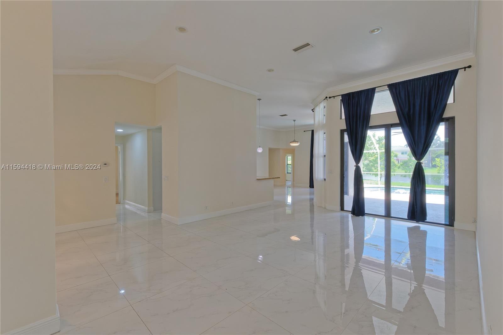 SECTOR 4 - Residential Lease