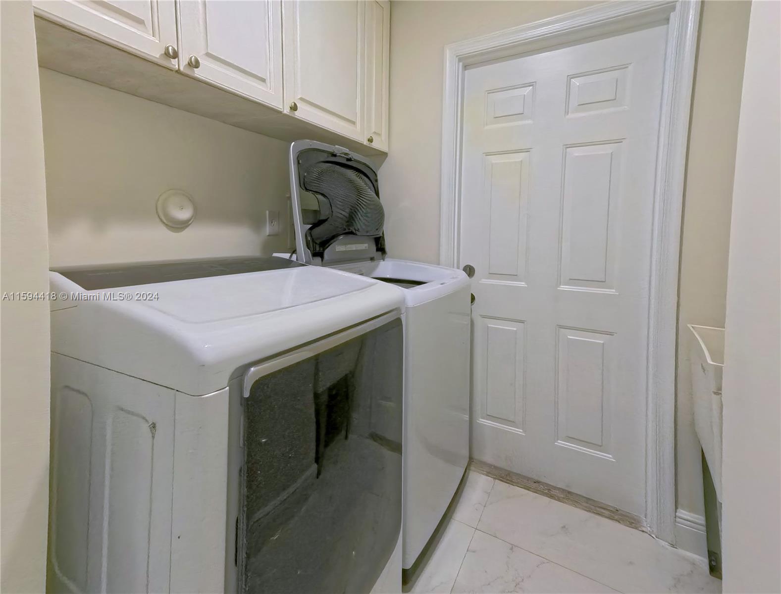 SECTOR 4 - Residential Lease