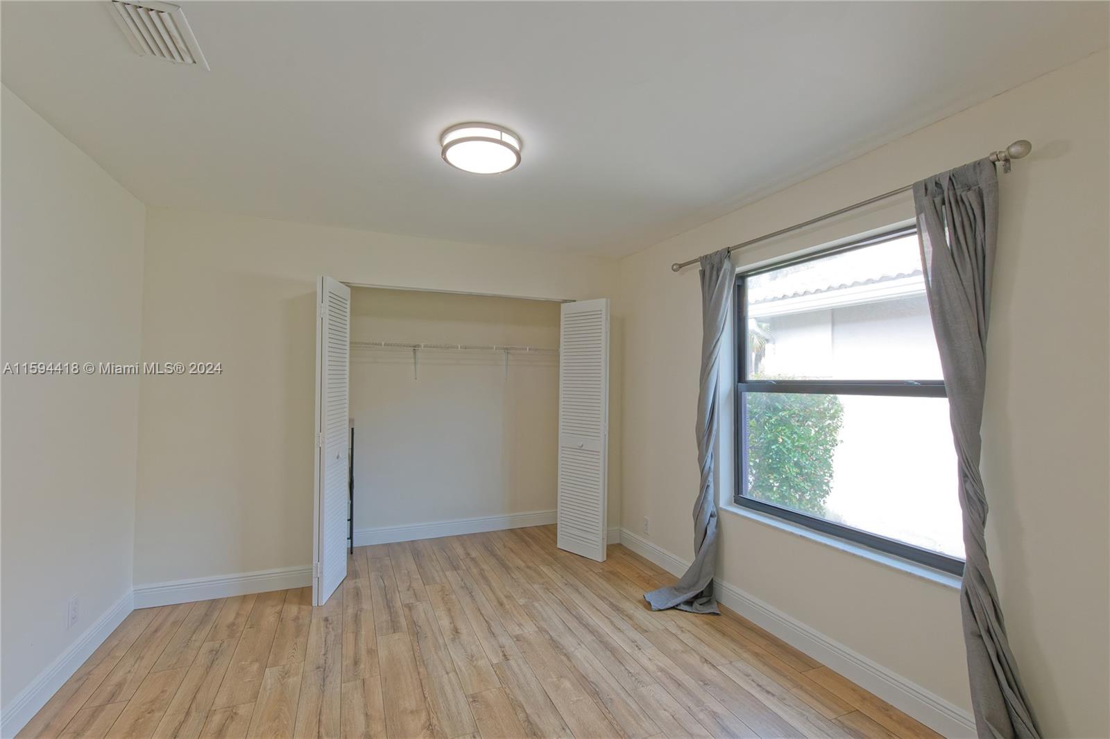 SECTOR 4 - Residential Lease