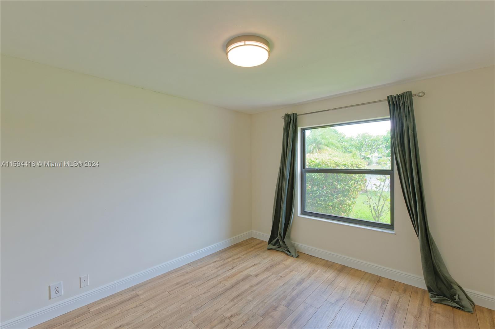 SECTOR 4 - Residential Lease
