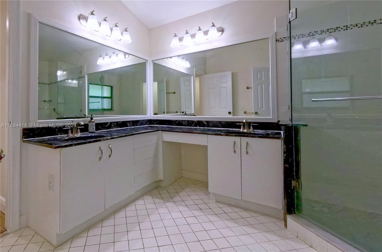 SECTOR 4 - Residential Lease