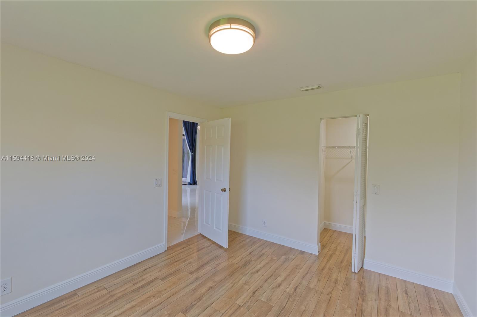 SECTOR 4 - Residential Lease