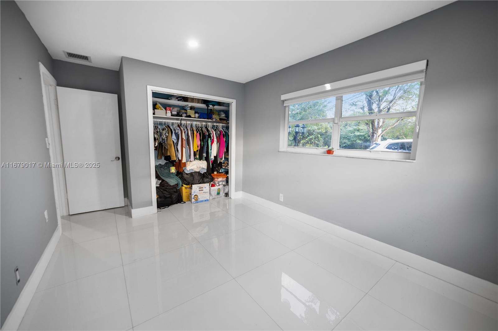 CARIBBEAN ESTATES - Residential