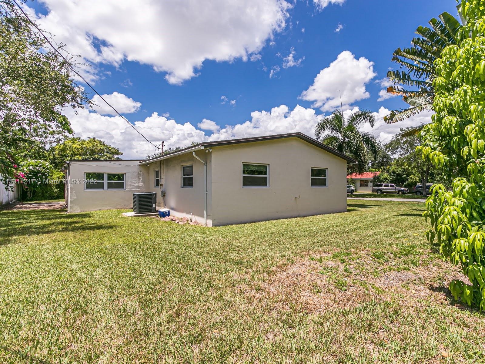 PICKWICK LAKE ESTATES SEC - Residential Lease