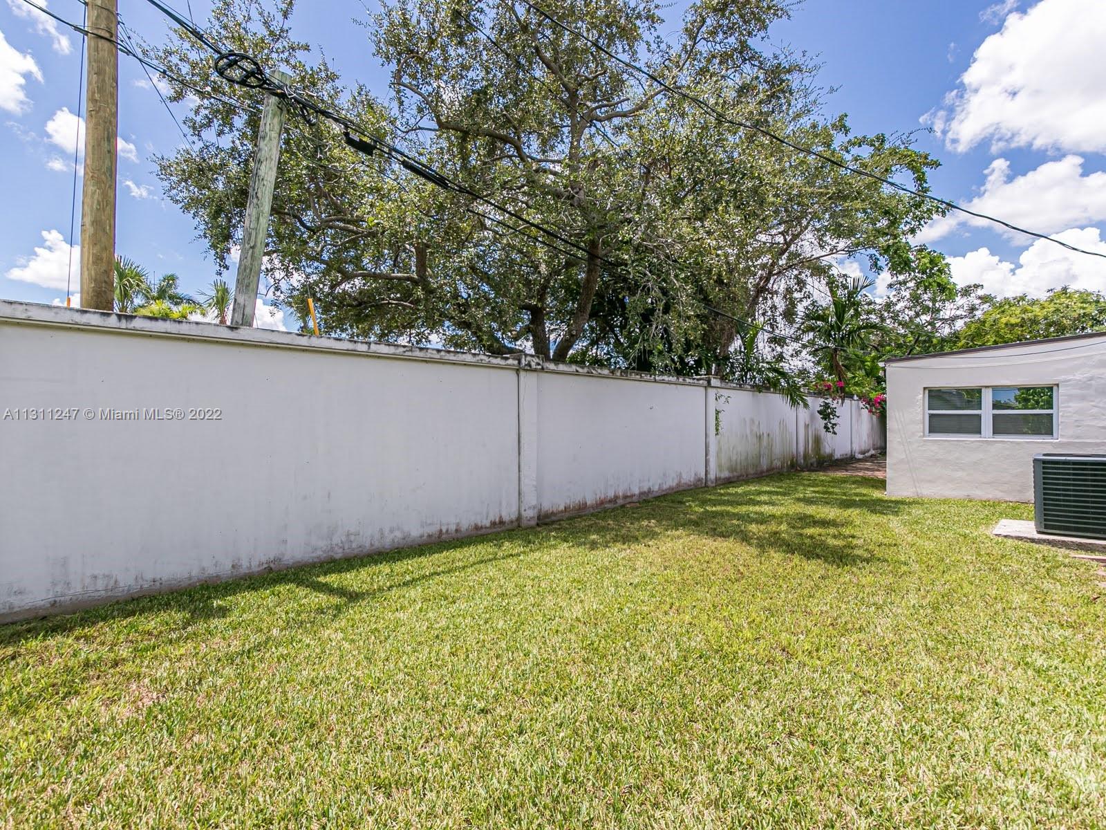 PICKWICK LAKE ESTATES SEC - Residential Lease
