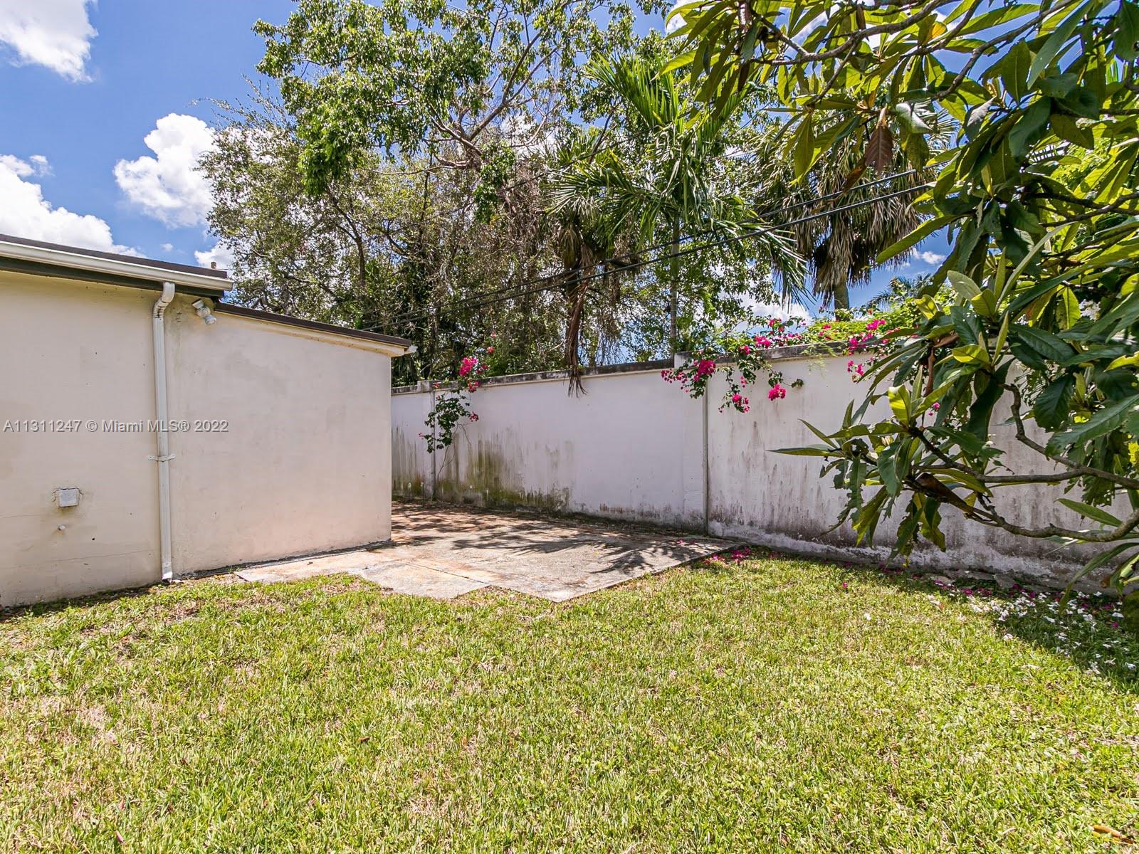 PICKWICK LAKE ESTATES SEC - Residential Lease