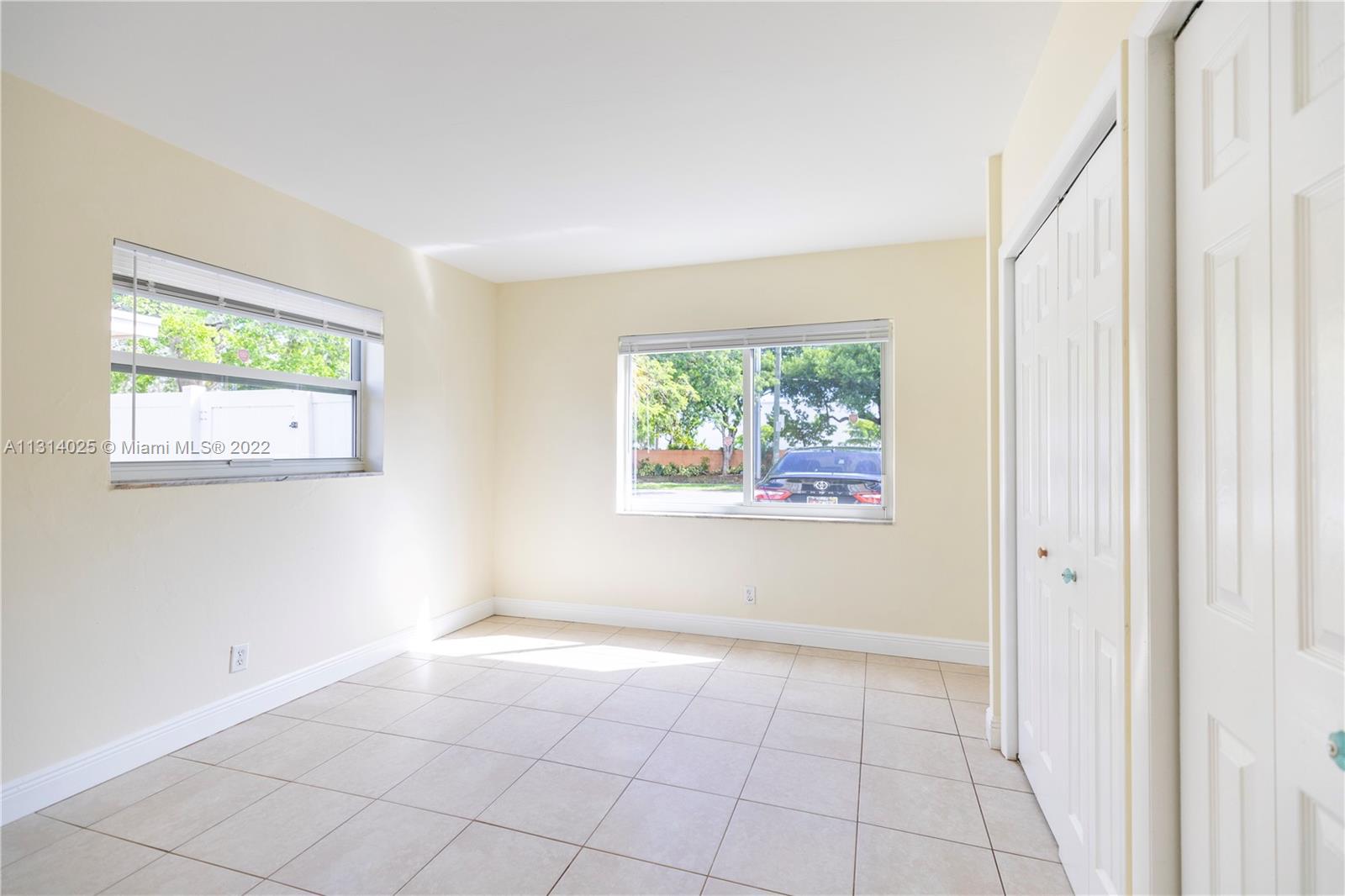CYPRESS COVE - Residential Lease