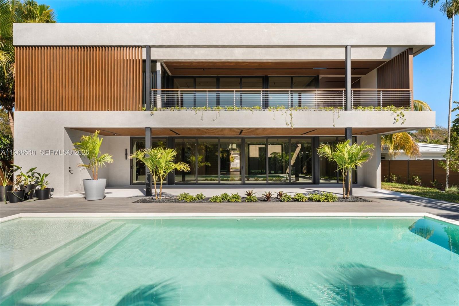 GROVES EXTENSION - Residential