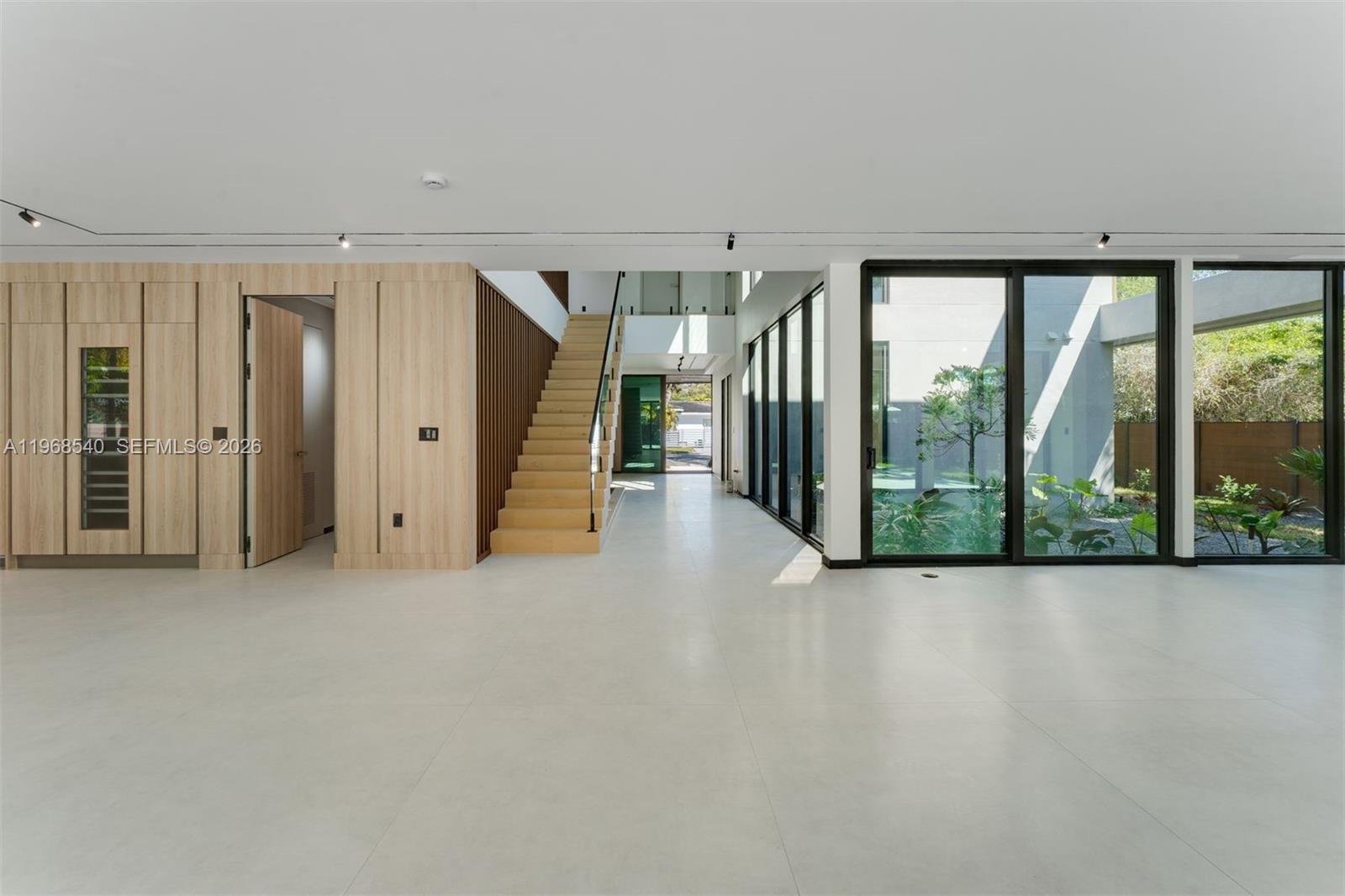 GROVES EXTENSION - Residential