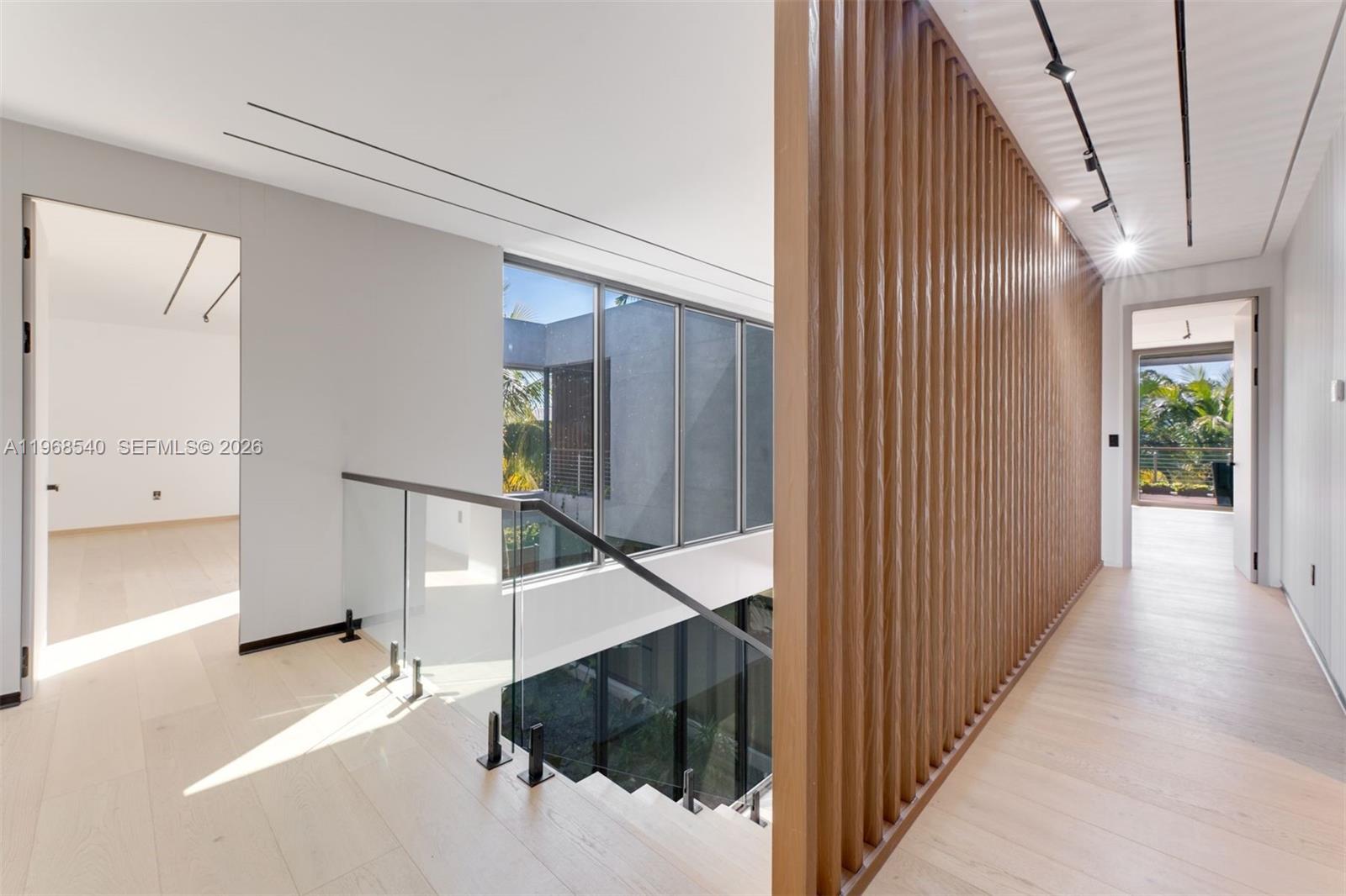 GROVES EXTENSION - Residential