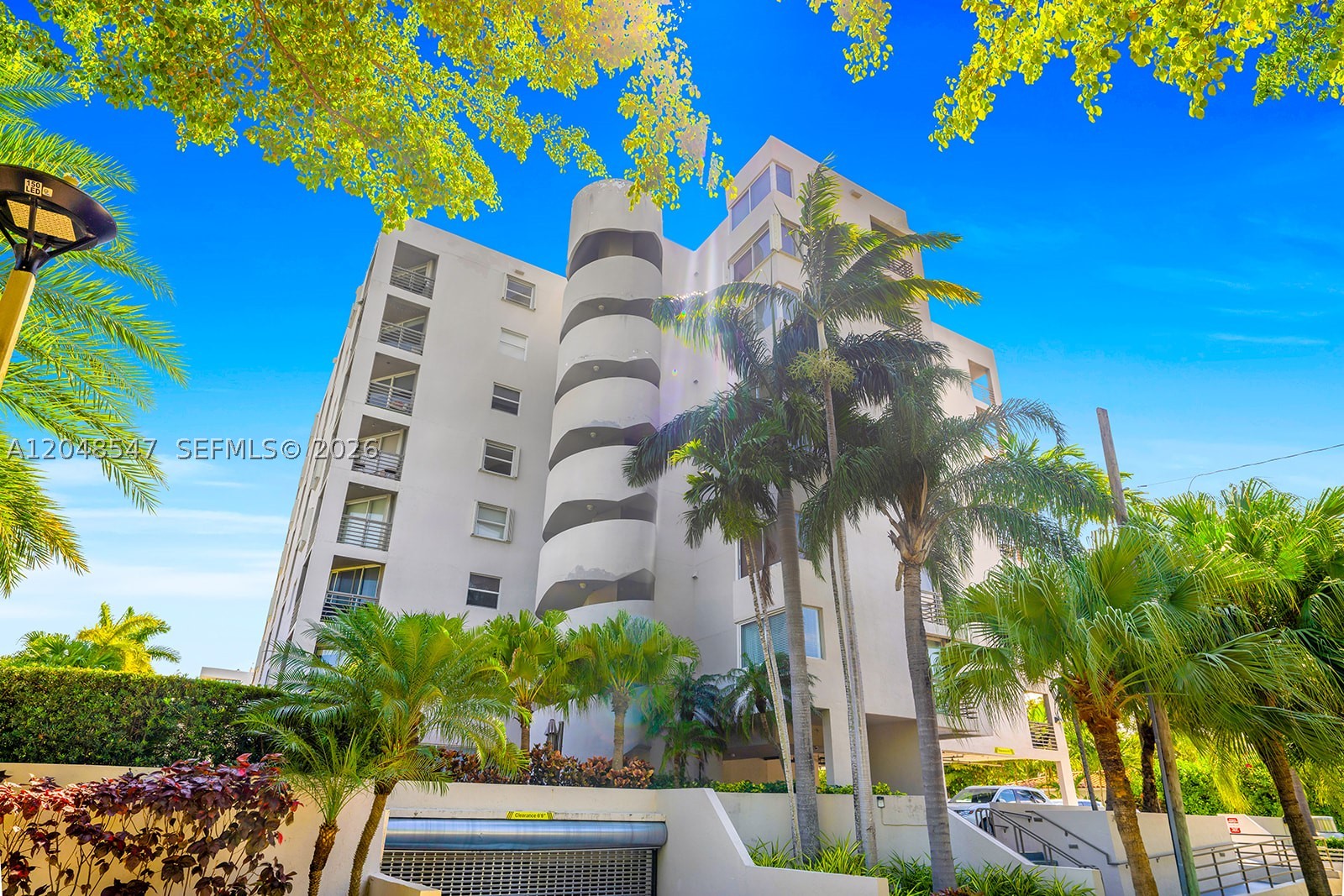 CORAL PALMS CONDO - Residential Lease