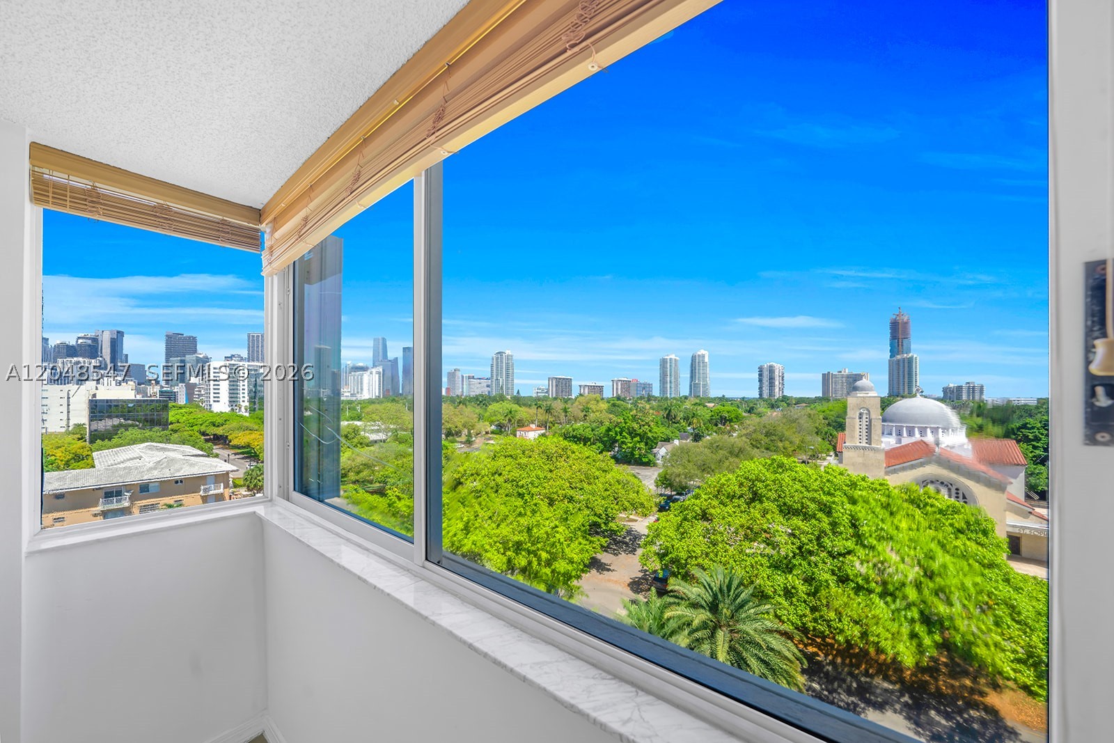 CORAL PALMS CONDO - Residential Lease