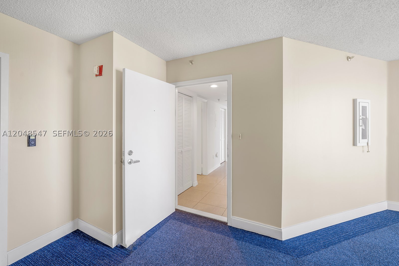 CORAL PALMS CONDO - Residential Lease