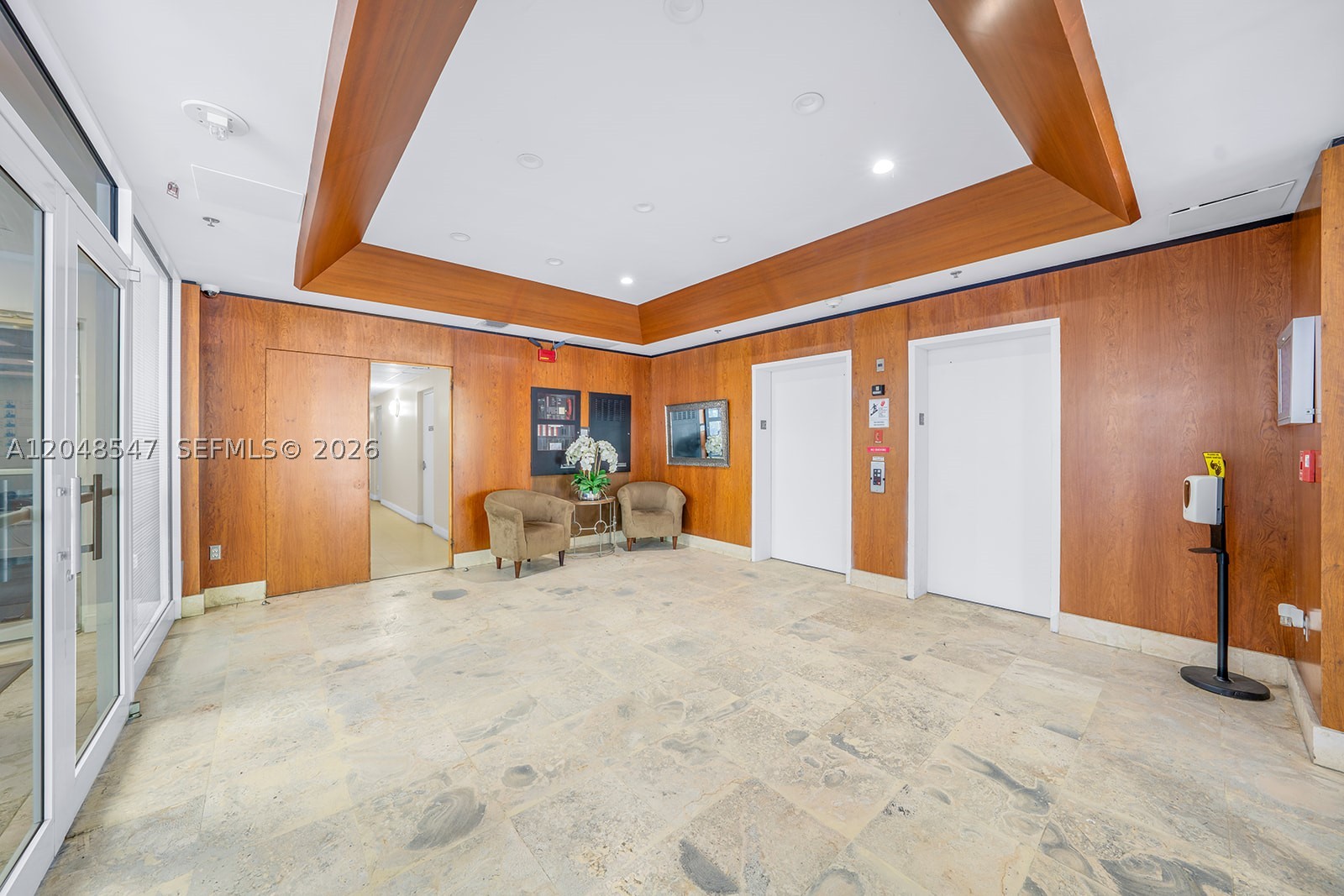 CORAL PALMS CONDO - Residential Lease