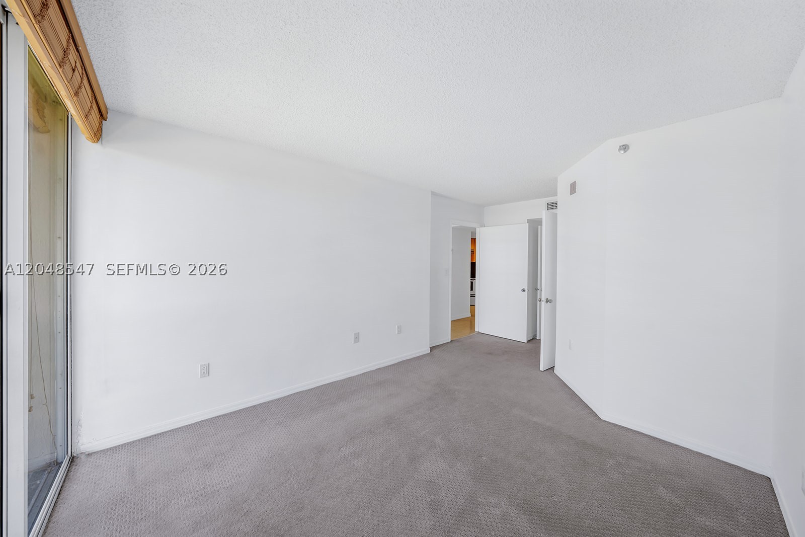 CORAL PALMS CONDO - Residential Lease