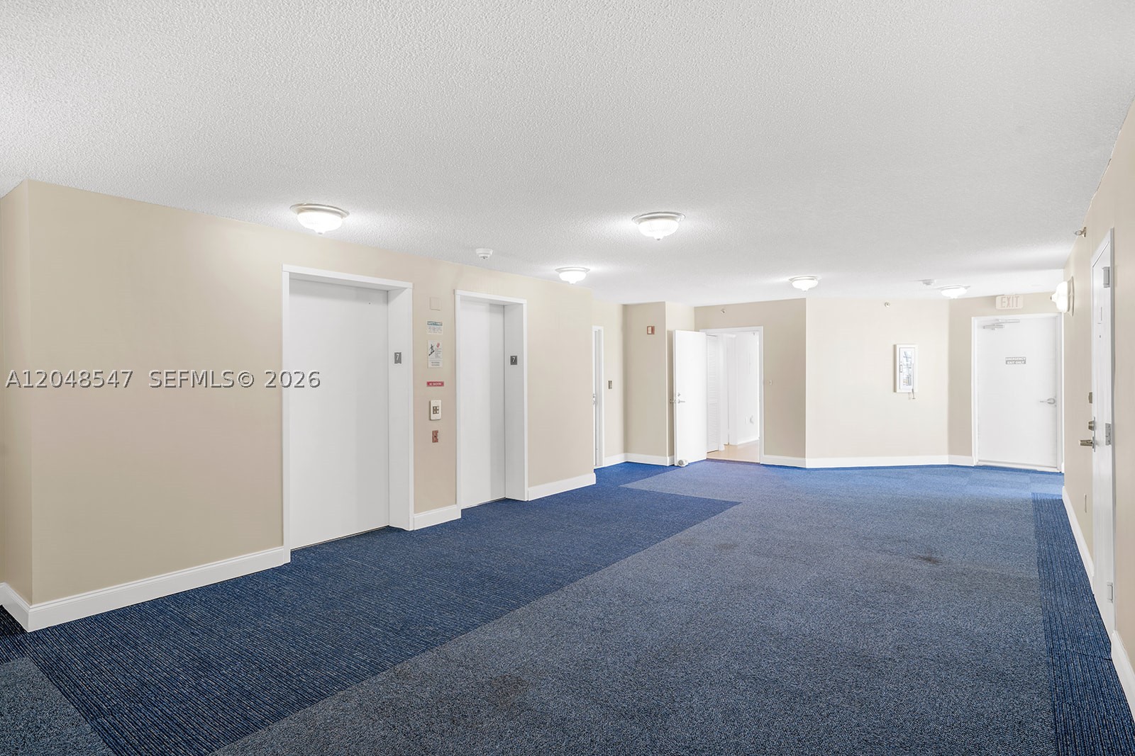 CORAL PALMS CONDO - Residential Lease