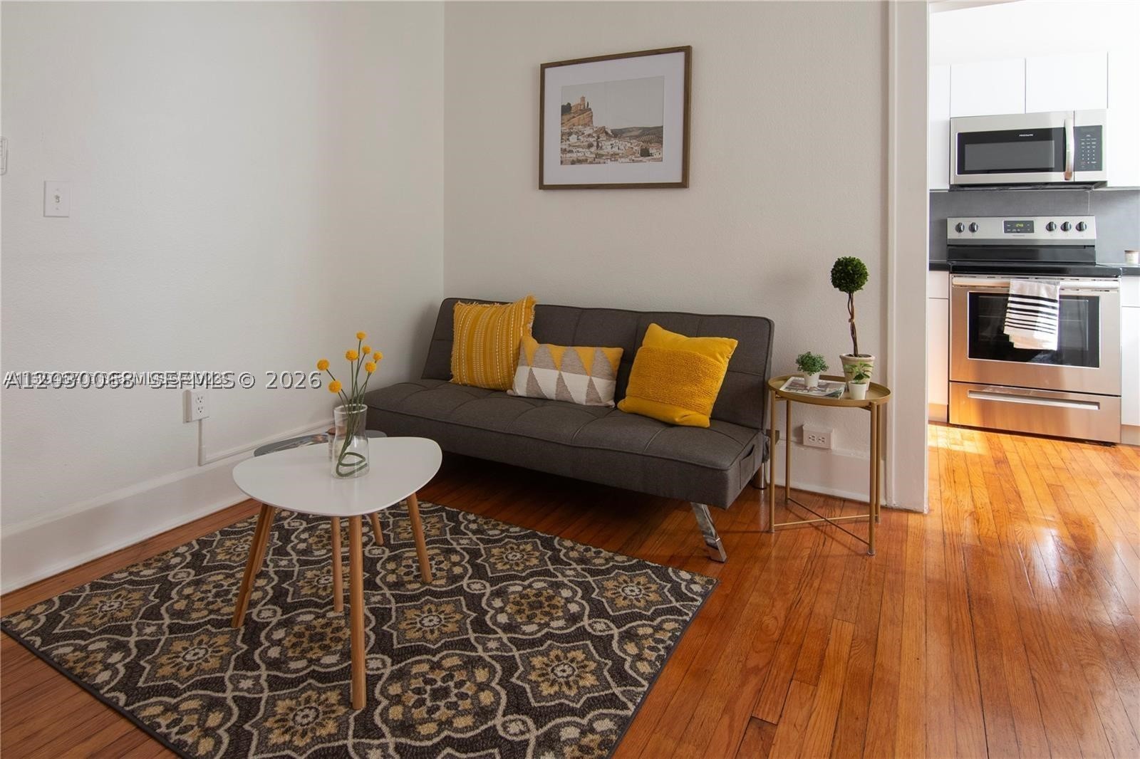 MENDOZA CONDO - Residential Lease