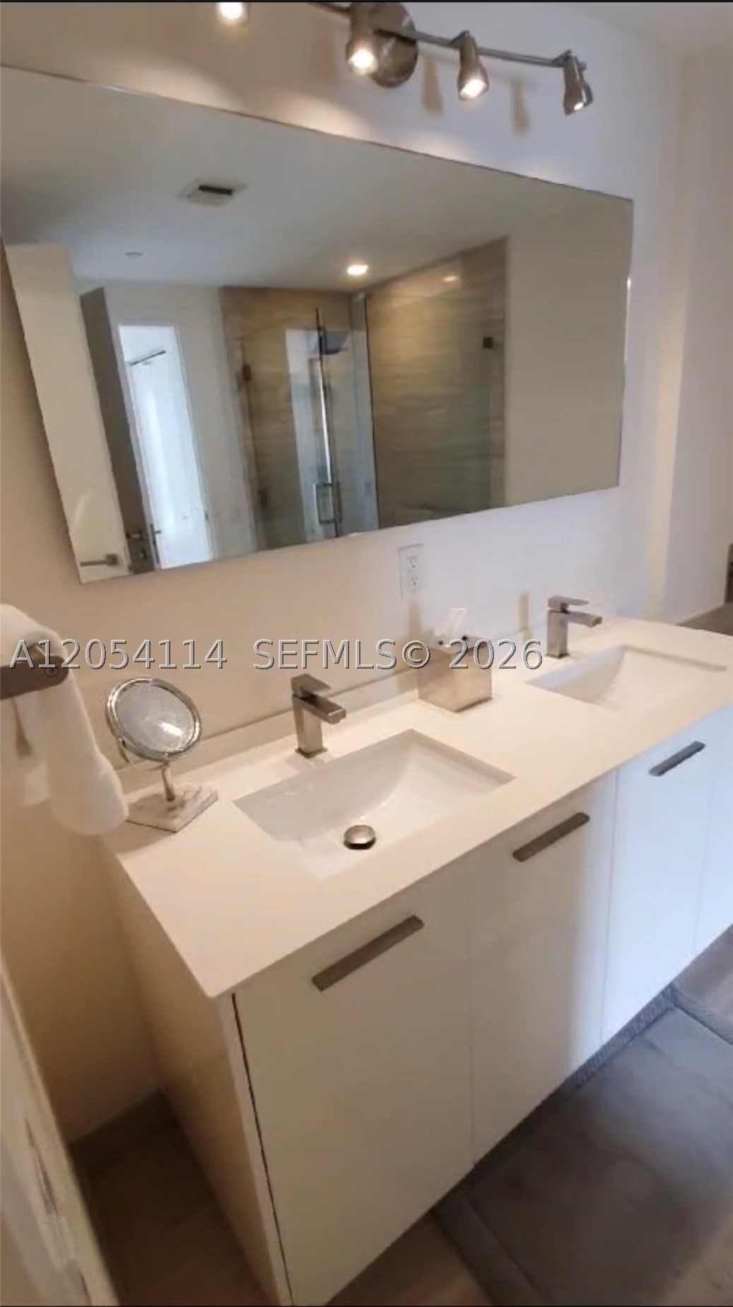 BRICKELLHOUSE CONDO - Residential Lease