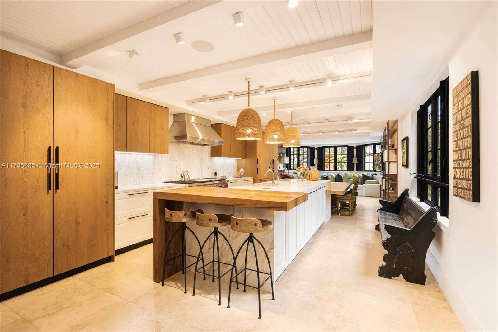 CLOISTERS ON THE BAY COND - Residential