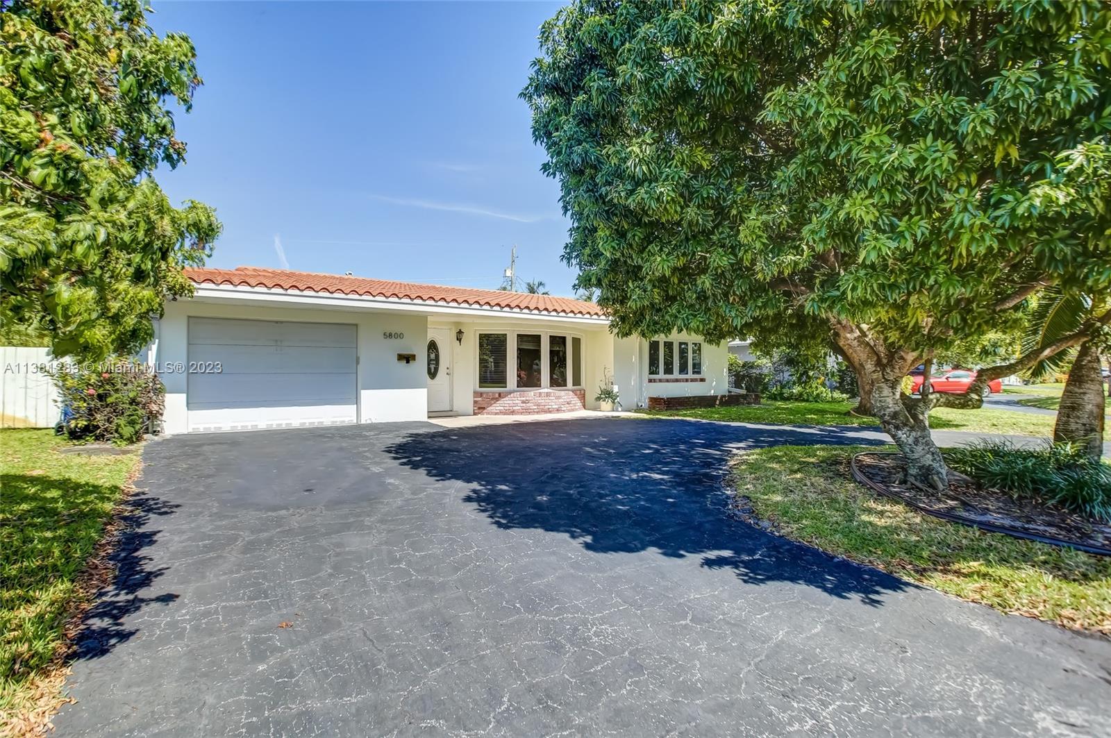 CORAL HIGHLANDS - Residential Lease