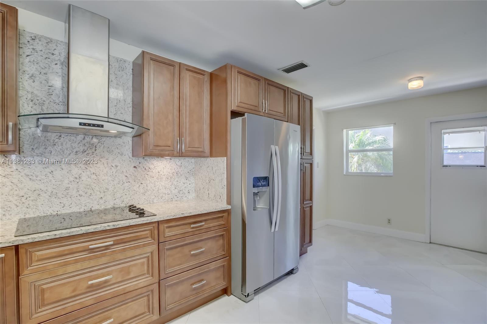 CORAL HIGHLANDS - Residential Lease