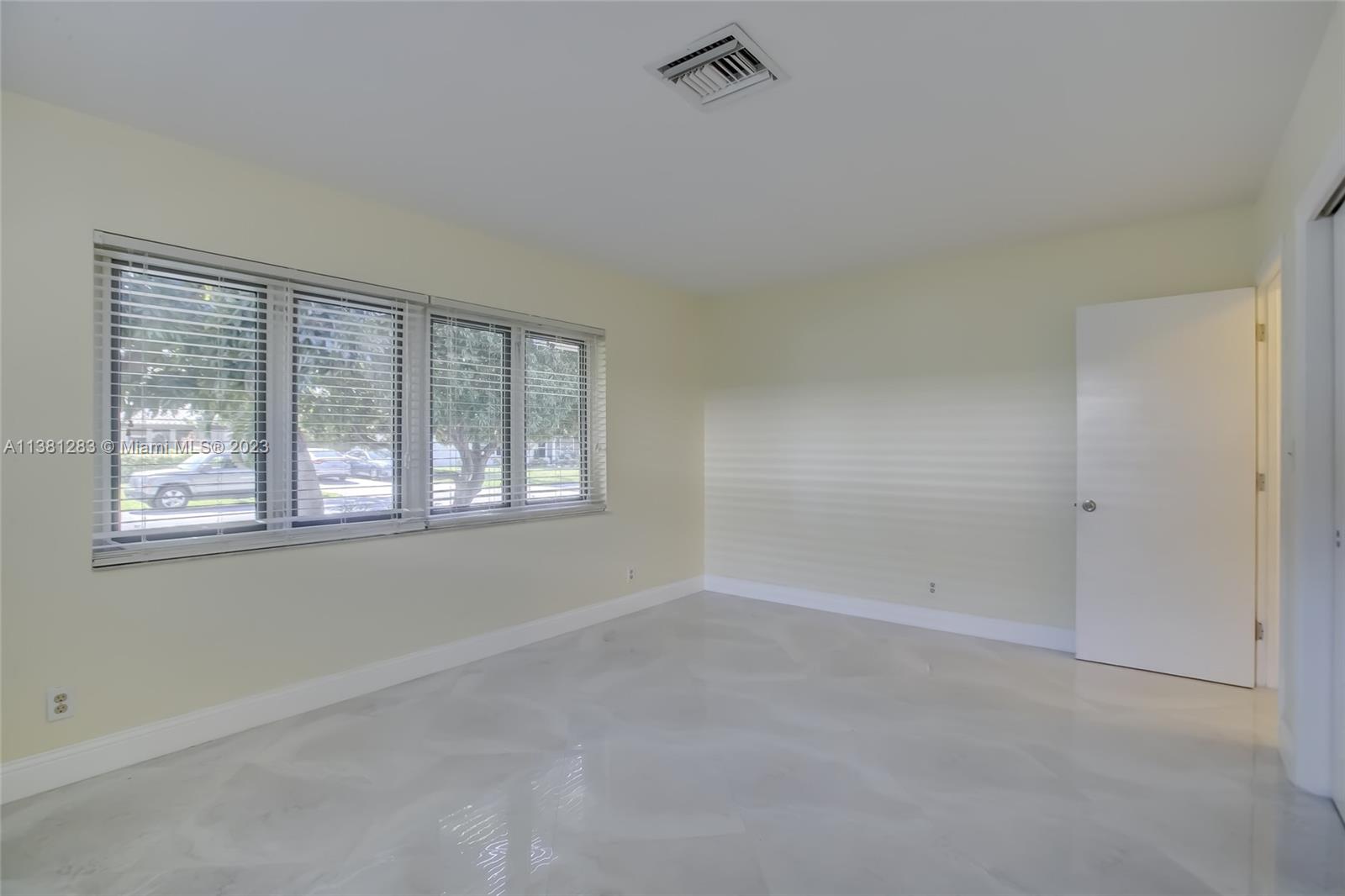CORAL HIGHLANDS - Residential Lease