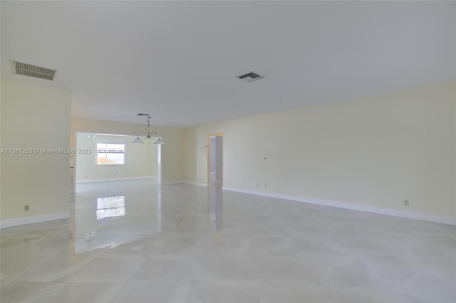 CORAL HIGHLANDS - Residential Lease