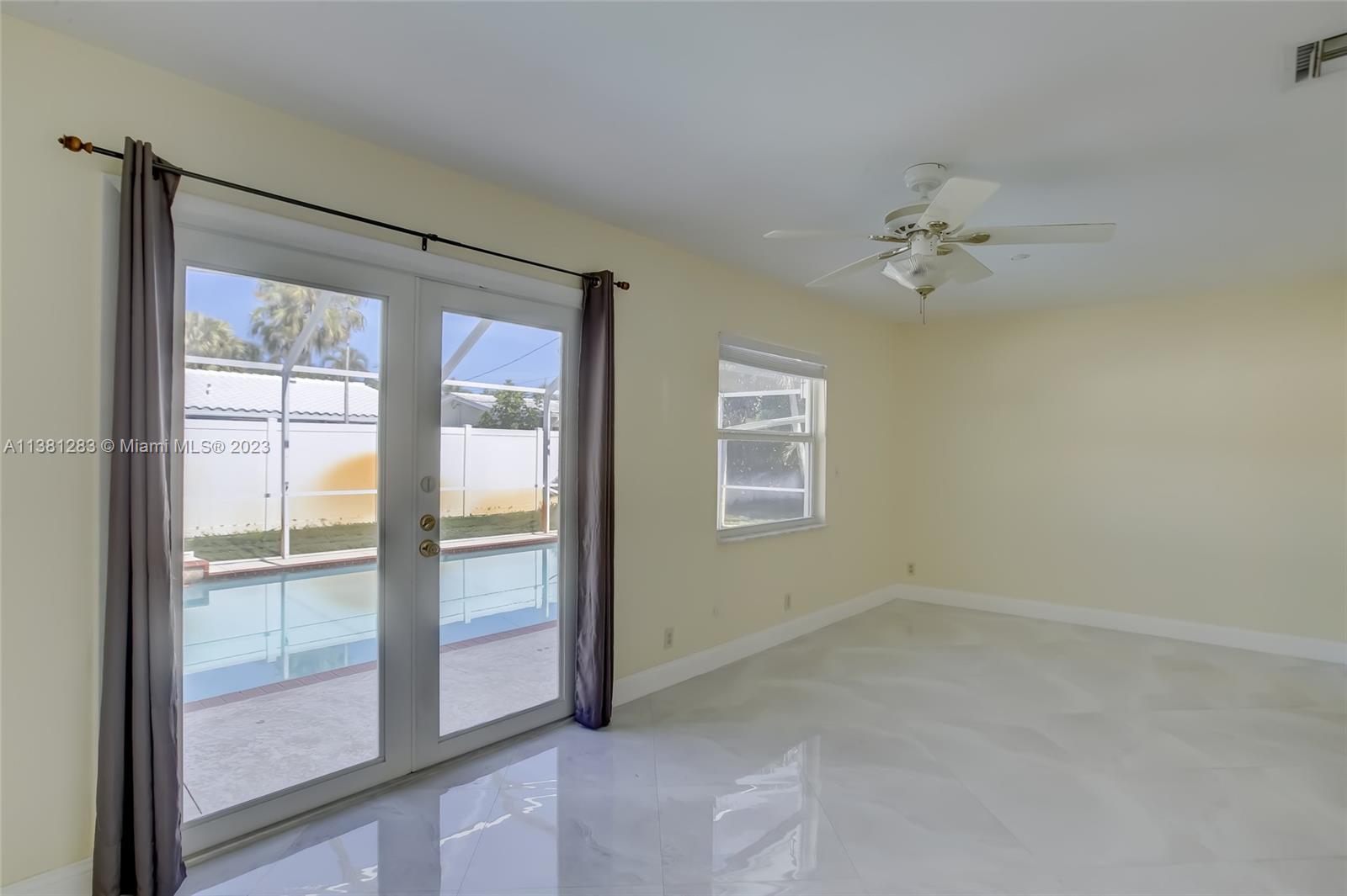 CORAL HIGHLANDS - Residential Lease