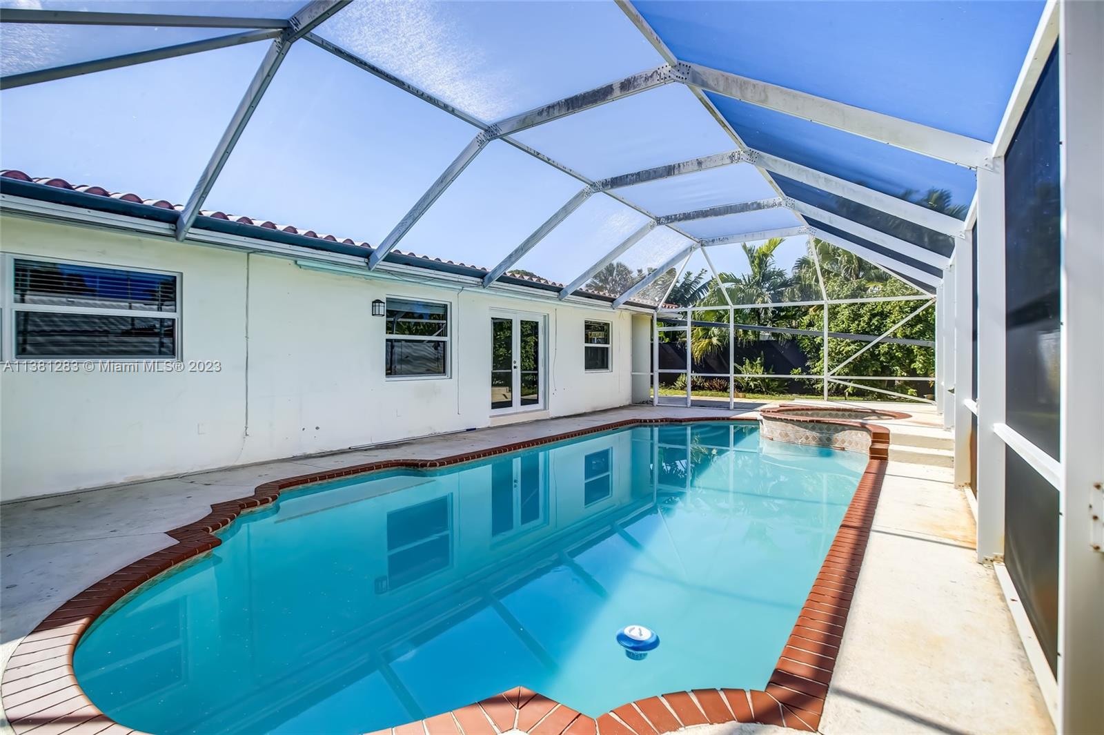 CORAL HIGHLANDS - Residential Lease