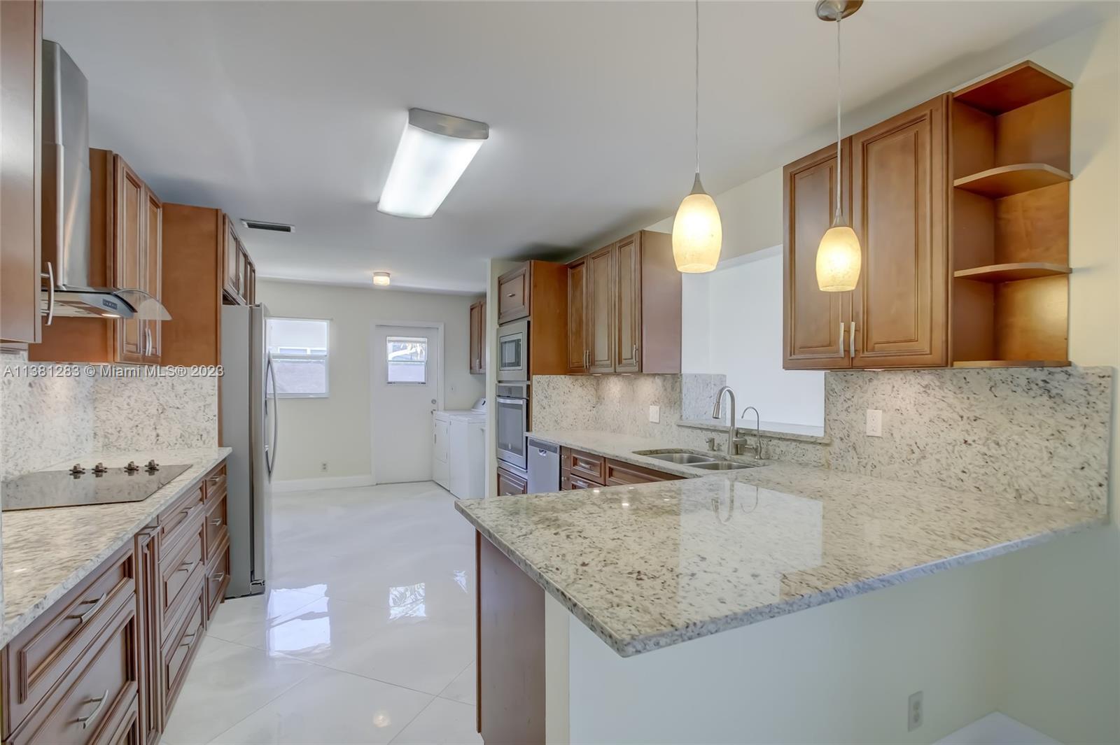 CORAL HIGHLANDS - Residential Lease